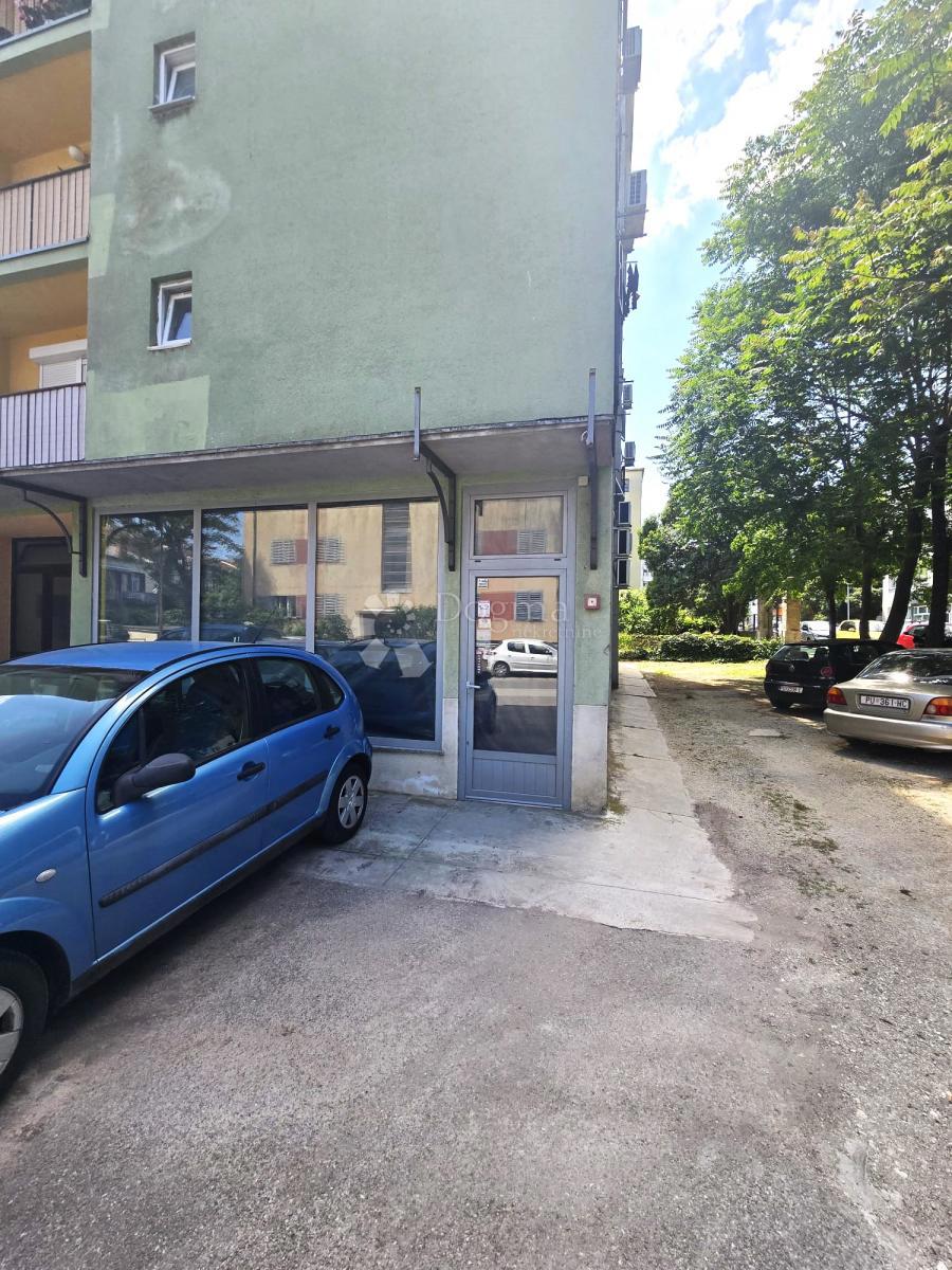 Locale commerciale Centar, Pula, 56m2