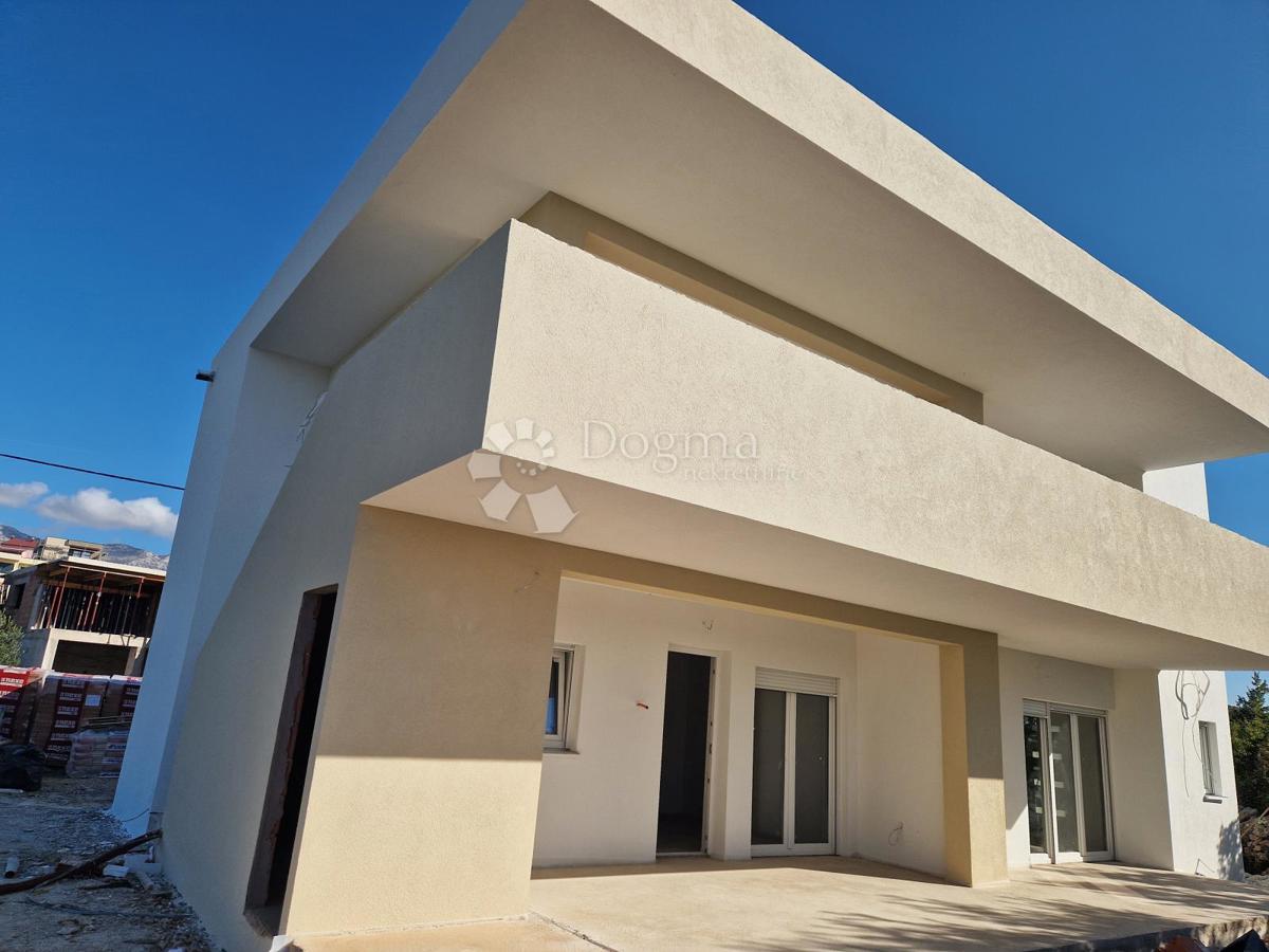 Allogio Maslenica, Jasenice, 5.516m2