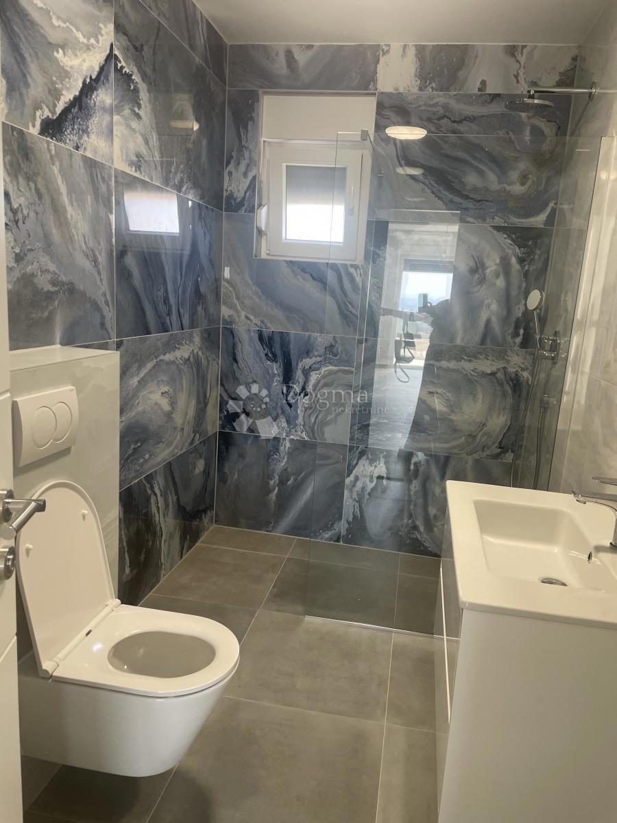 Appartamento Mandre, Kolan, 70m2