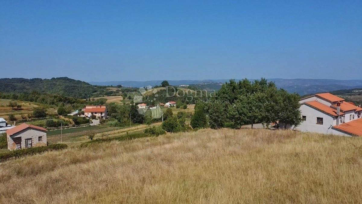 OTTIMO TERRENO CON BELLA VISTA