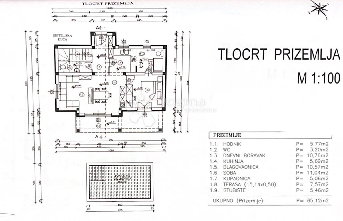 DINTORNI DI VIŠNJAN, TERRENO CON PROGETTO PER LA COSTRUZIONE DI UNA CASA CON PISCINA