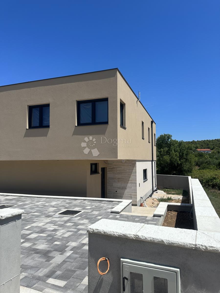 Allogio Tisno, 106m2