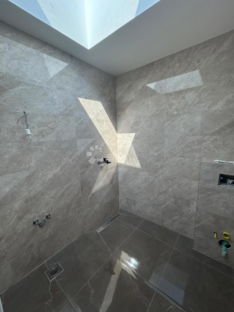 Allogio Šimuni, Pag, 94,64m2