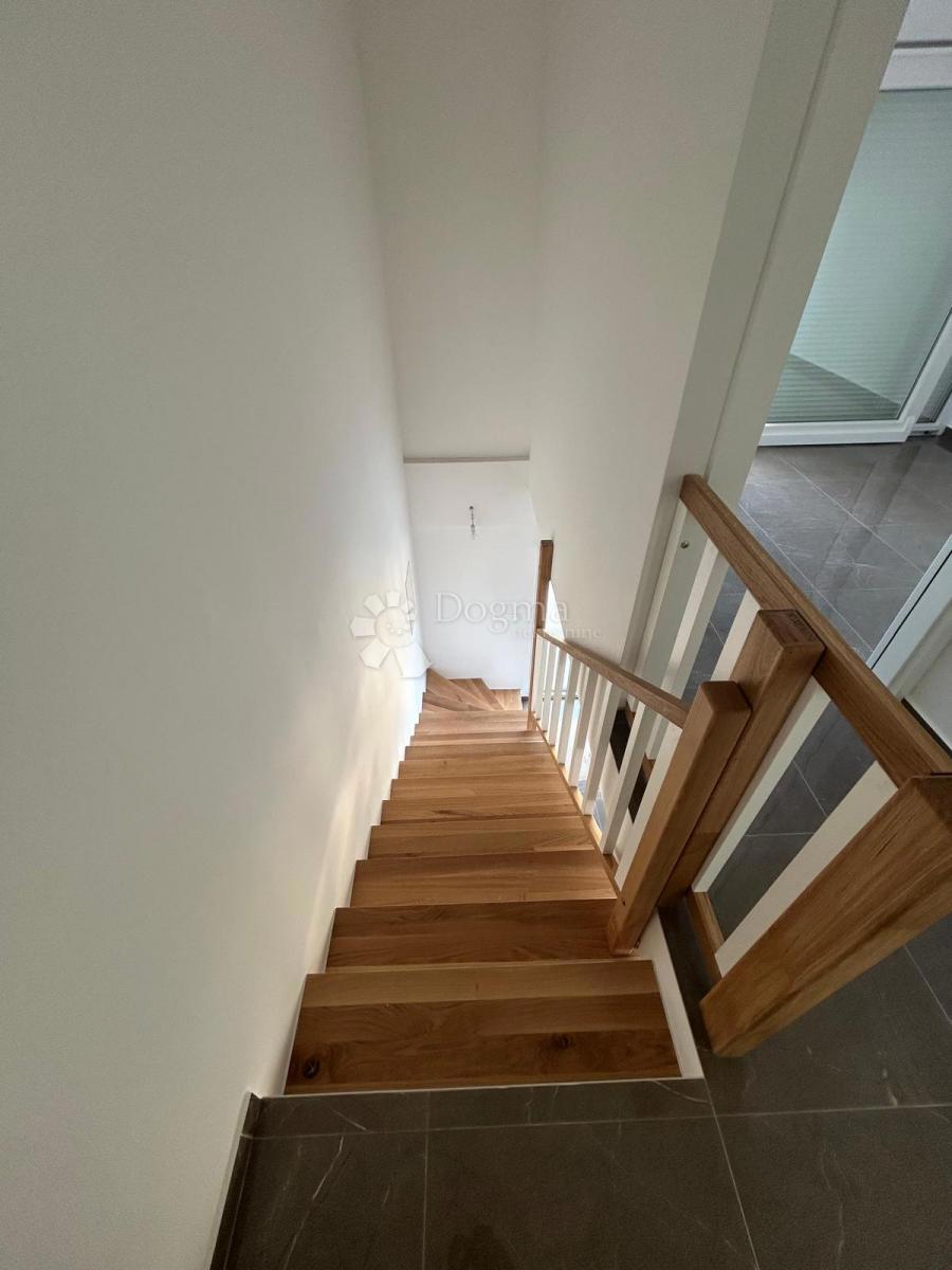 Allogio Šimuni, Pag, 94,64m2