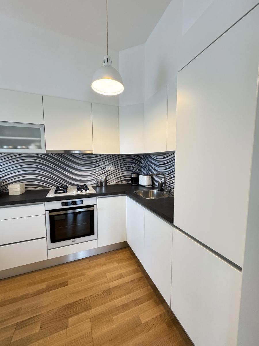 Allogio Laščina, Maksimir, 67,14m2