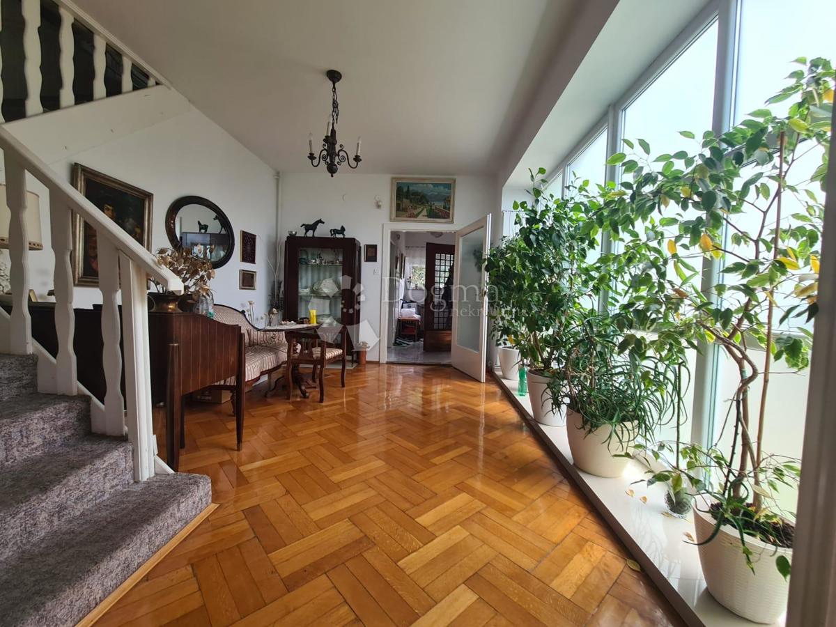 Casa Pantovčak, Gornji Grad - Medveščak, 400m2