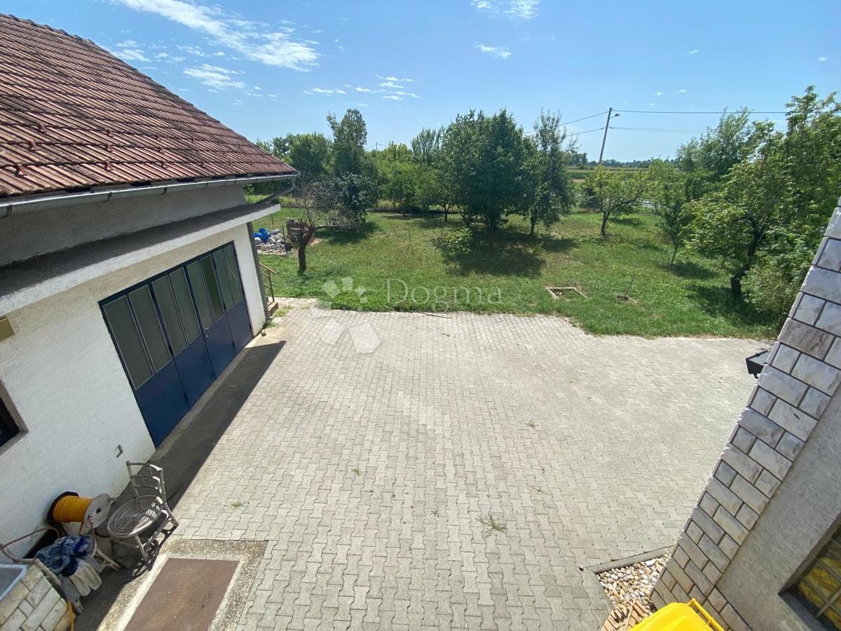 Casa Donji Čehi, Novi Zagreb - Zapad, 214m2