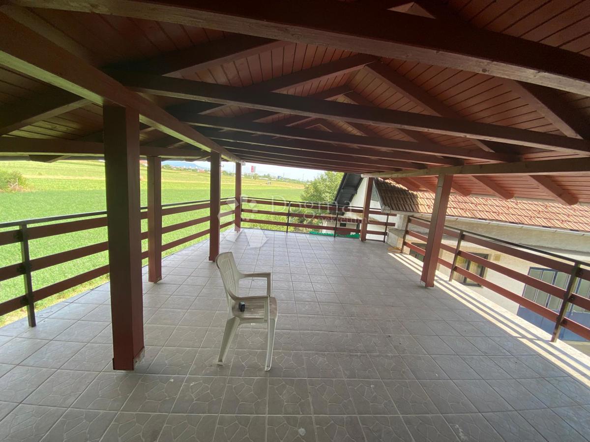 Casa Donji Čehi, Novi Zagreb - Zapad, 214m2