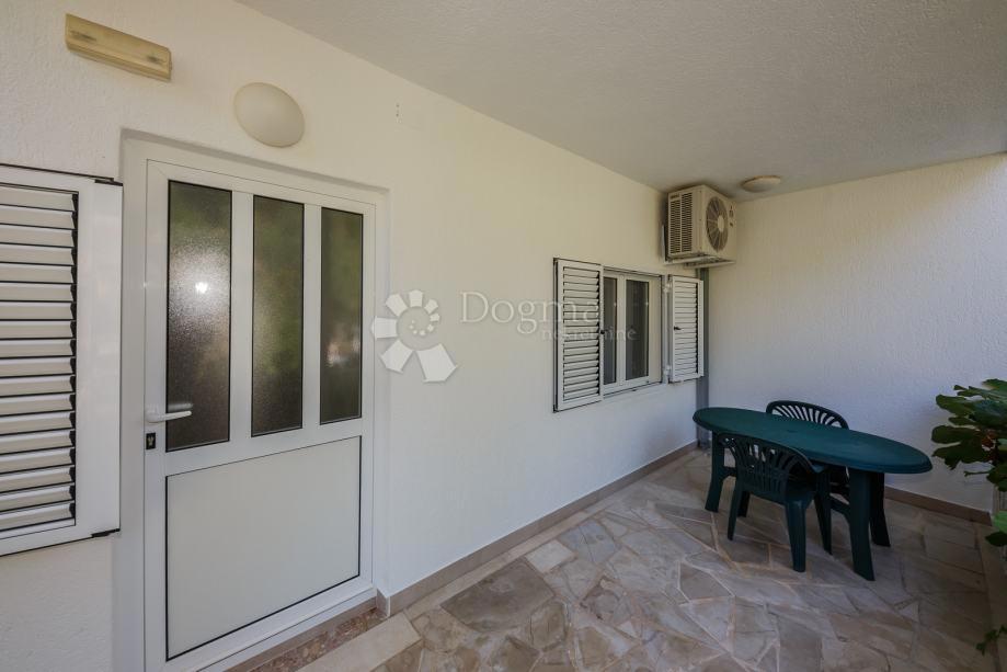 Casa Bobovišća, Milna, 100m2