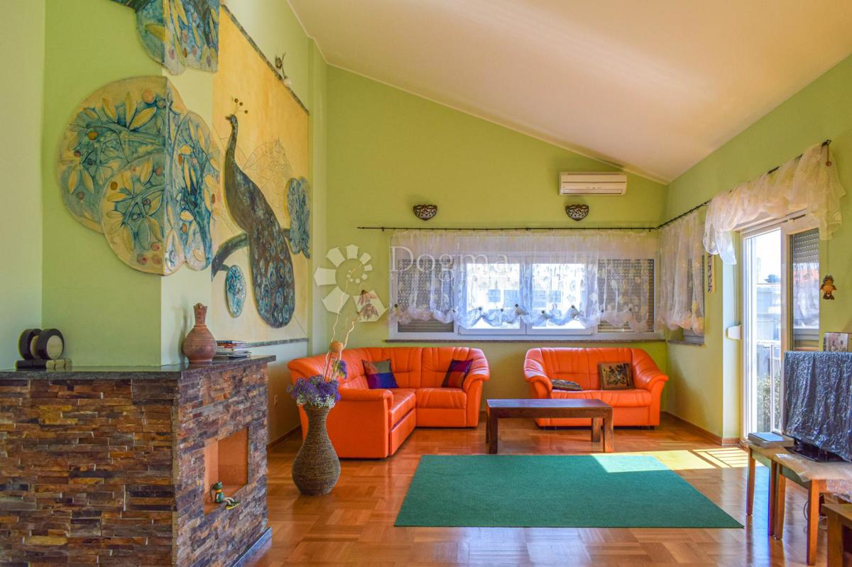 Allogio Fažana, 94m2