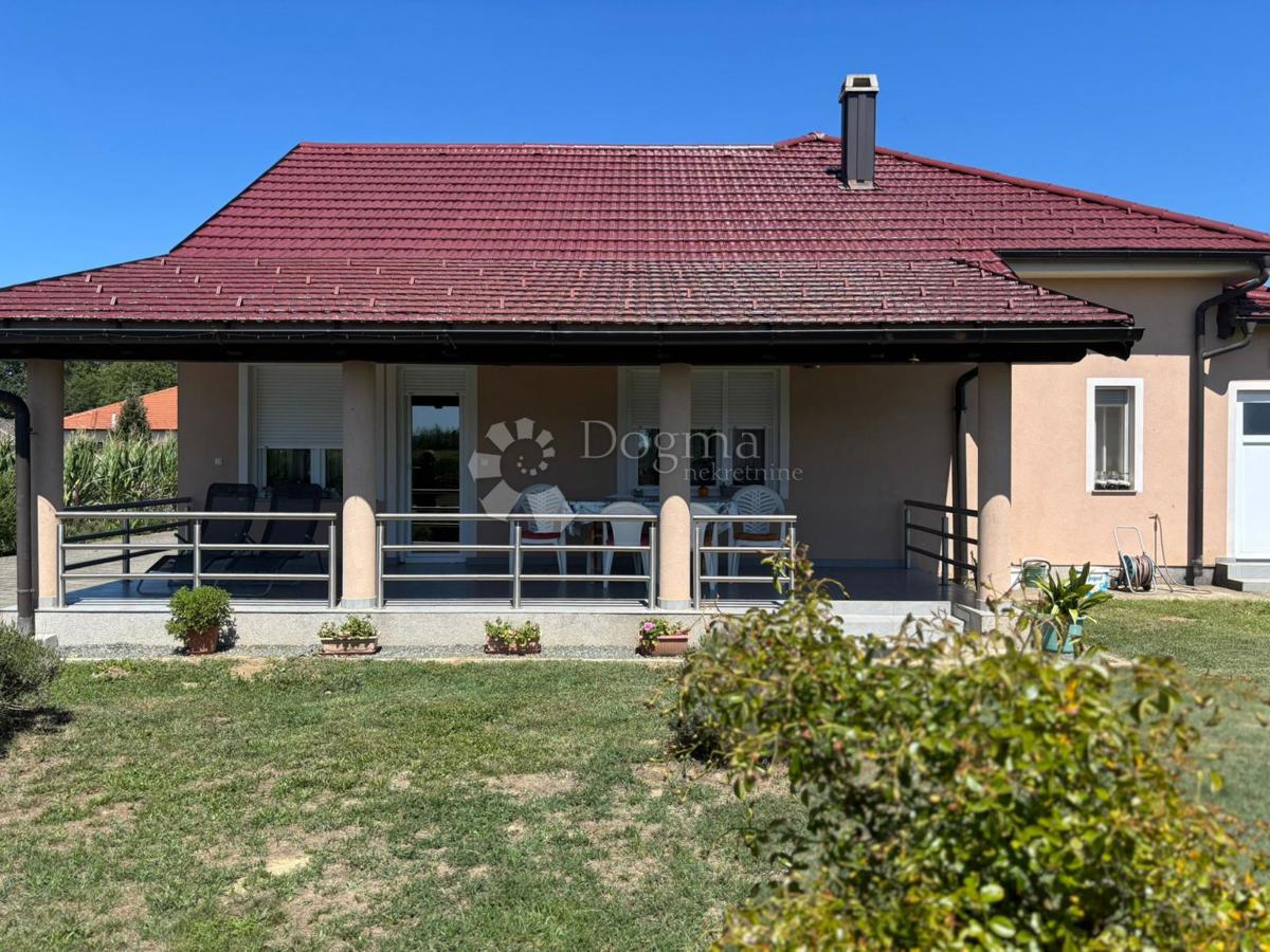 Casa Donji Kućan, Varaždin - Okolica, 234m2