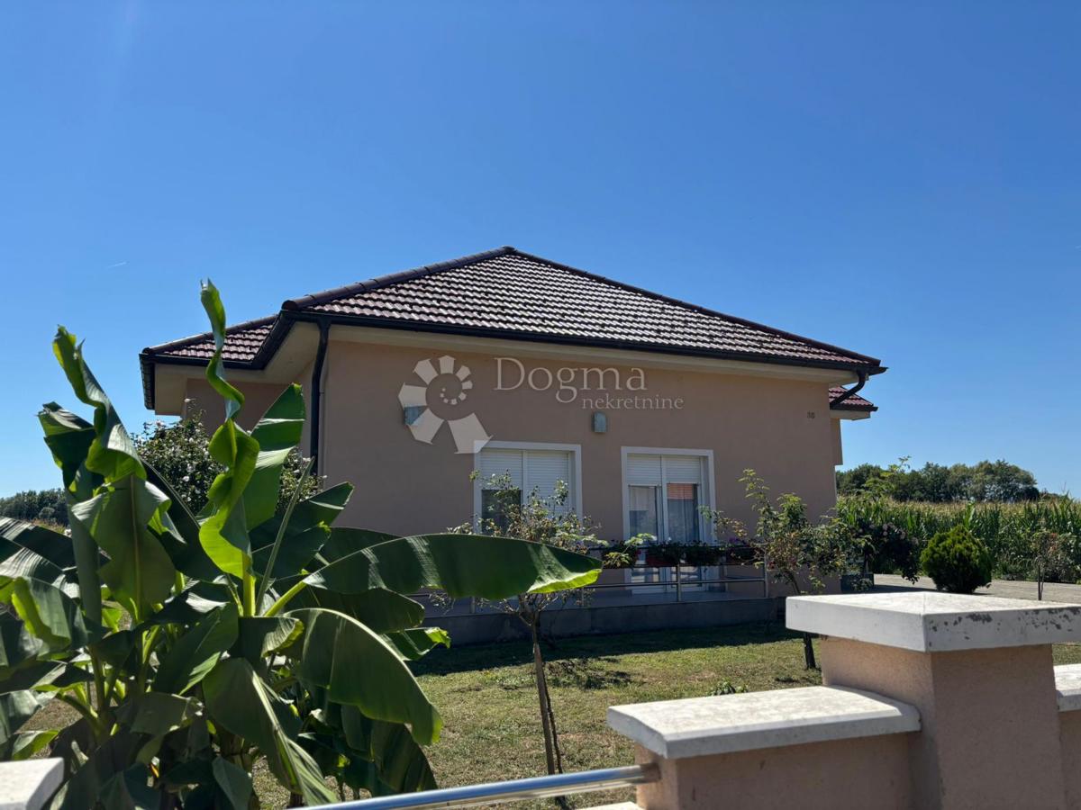 Casa Donji Kućan, Varaždin - Okolica, 234m2