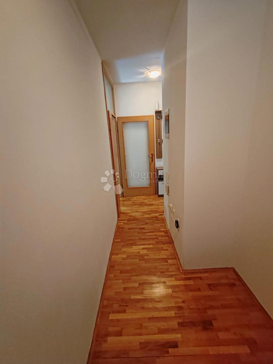 Allogio Centar, Varaždin, 76,63m2