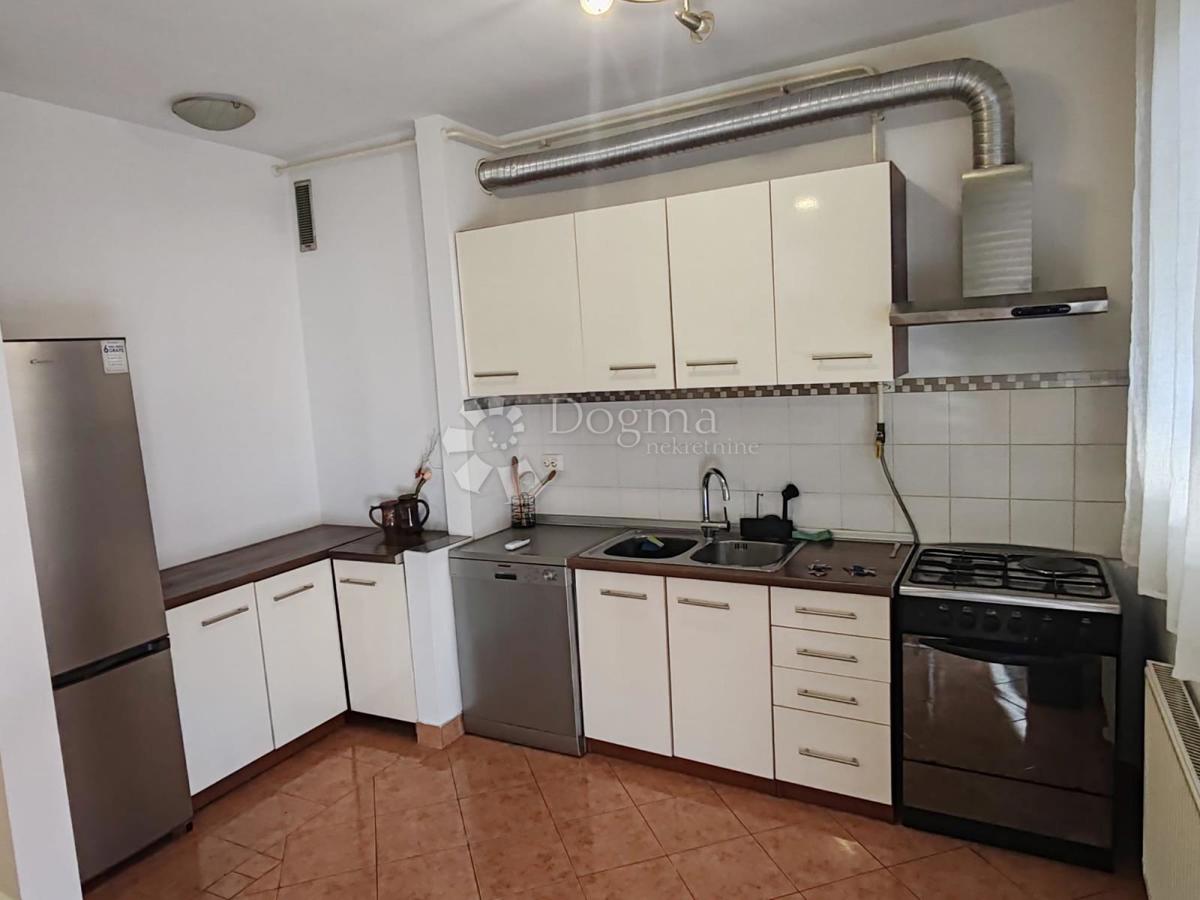 Allogio Centar, Varaždin, 76,63m2