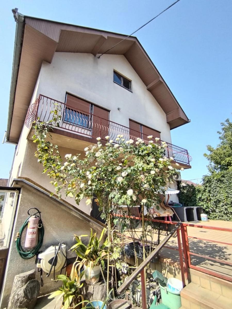 Casa Centar, Virovitica, 180m2