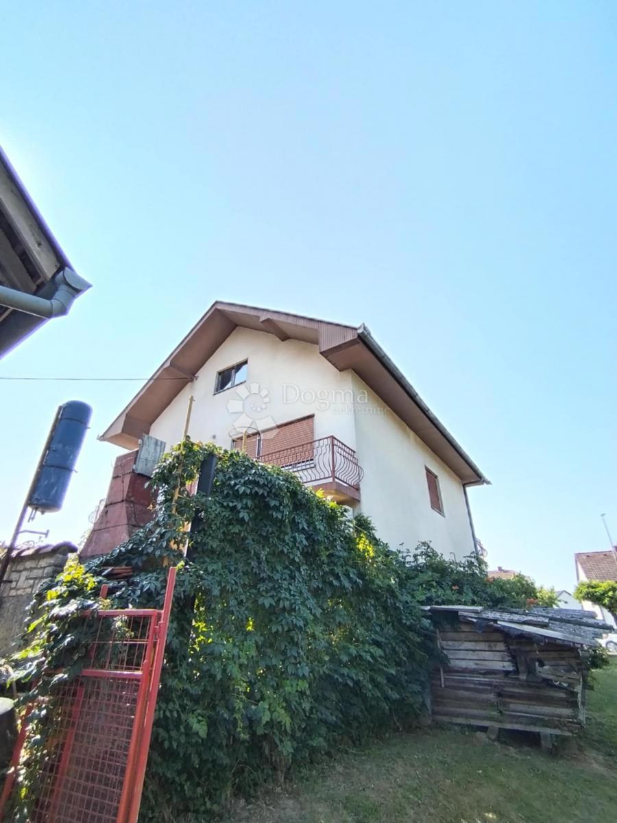 Casa Centar, Virovitica, 180m2