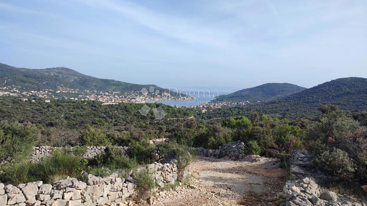 Terreno edificabile Vinišće, Marina, 368m2