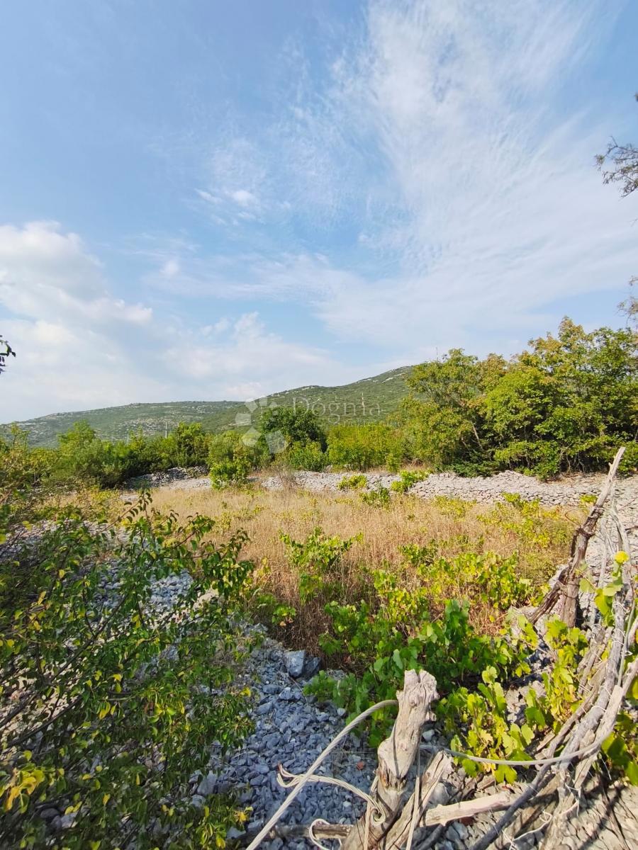 Terreno edificabile Seget Gornji, Seget, 2.474m2