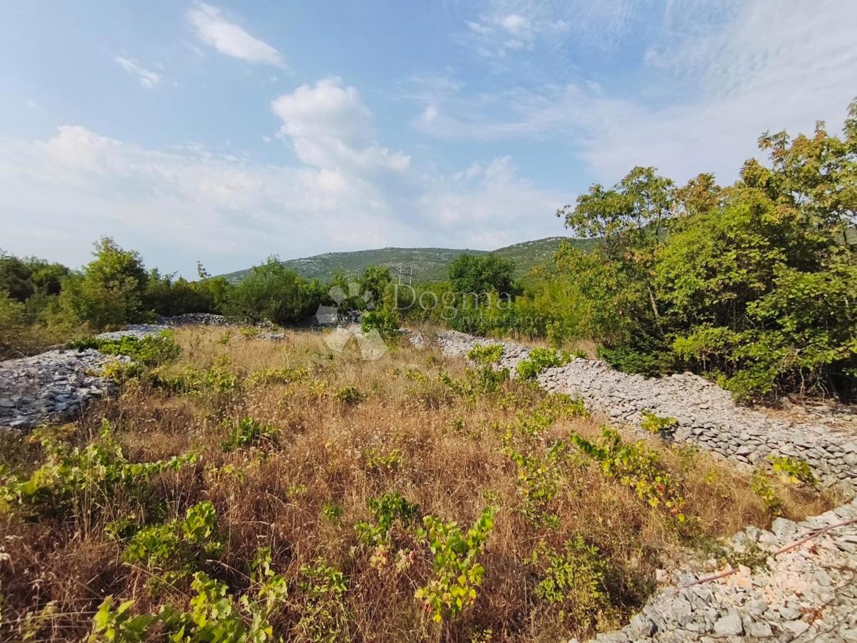 Terreno edificabile Seget Gornji, Seget, 2.474m2