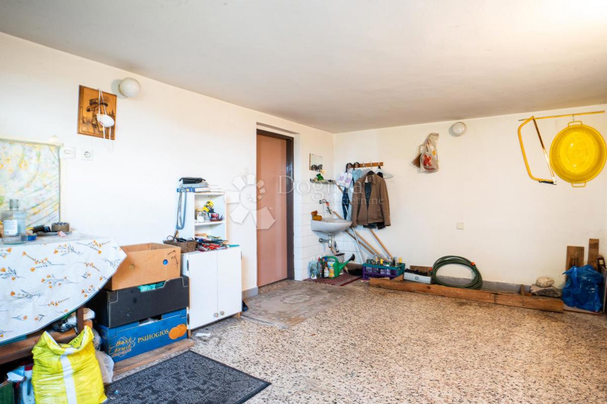 Casa Rubeši, Kastav, 100m2