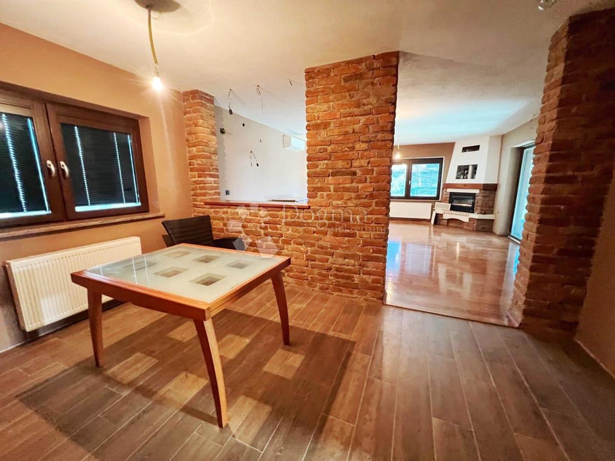 Casa Kloštar Ivanić, 350m2