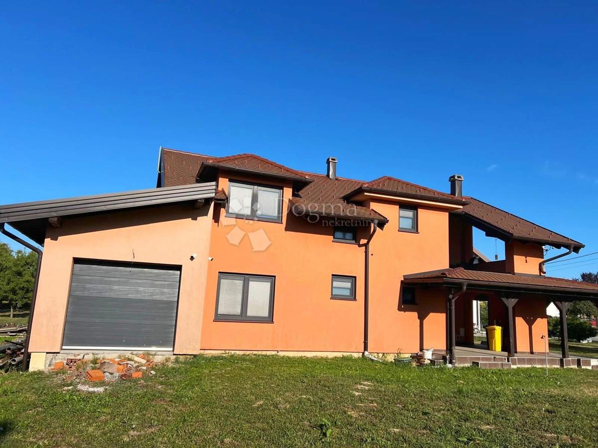 Casa Kloštar Ivanić, 350m2