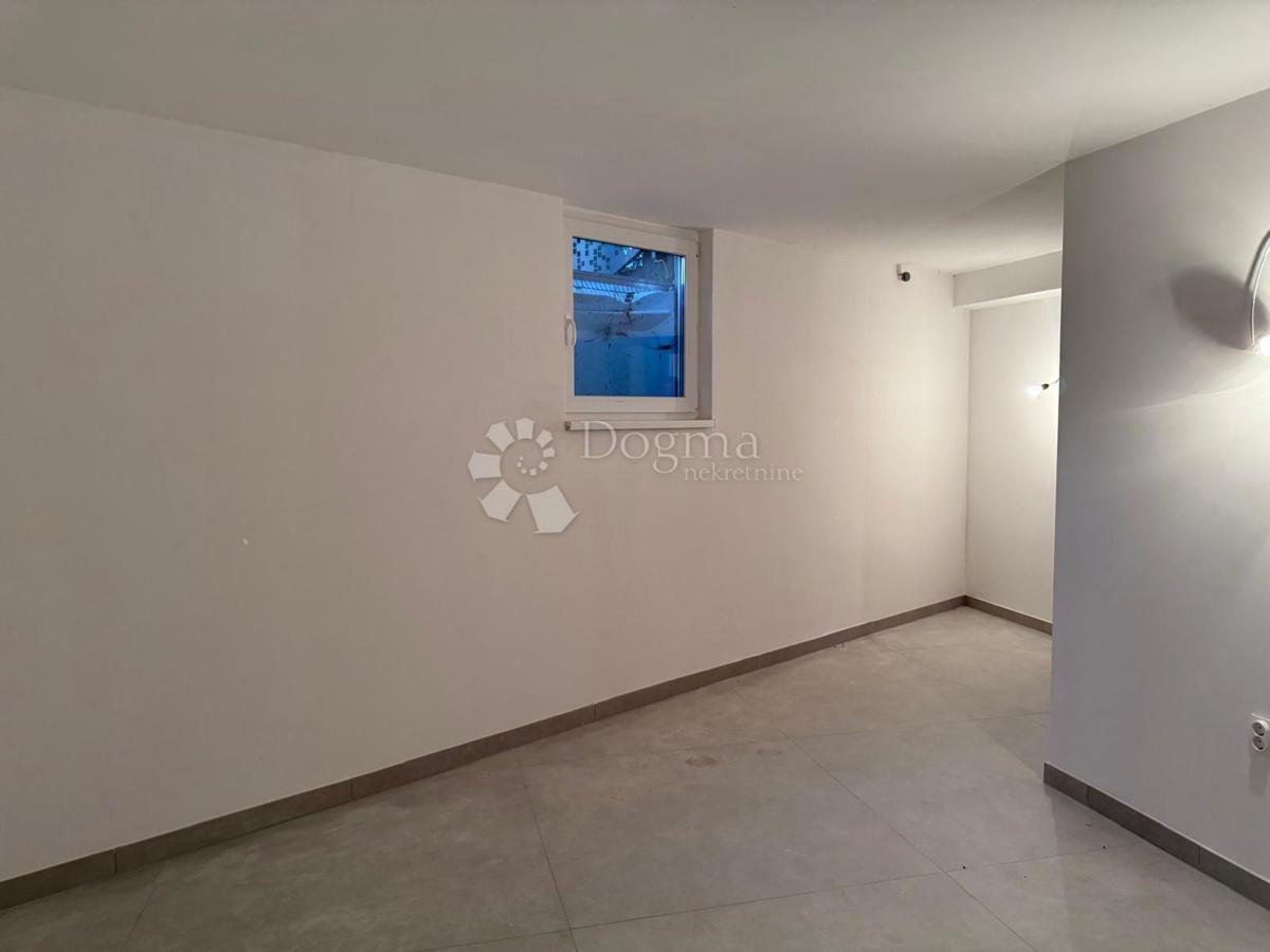 Allogio Centar, Varaždin, 74,45m2