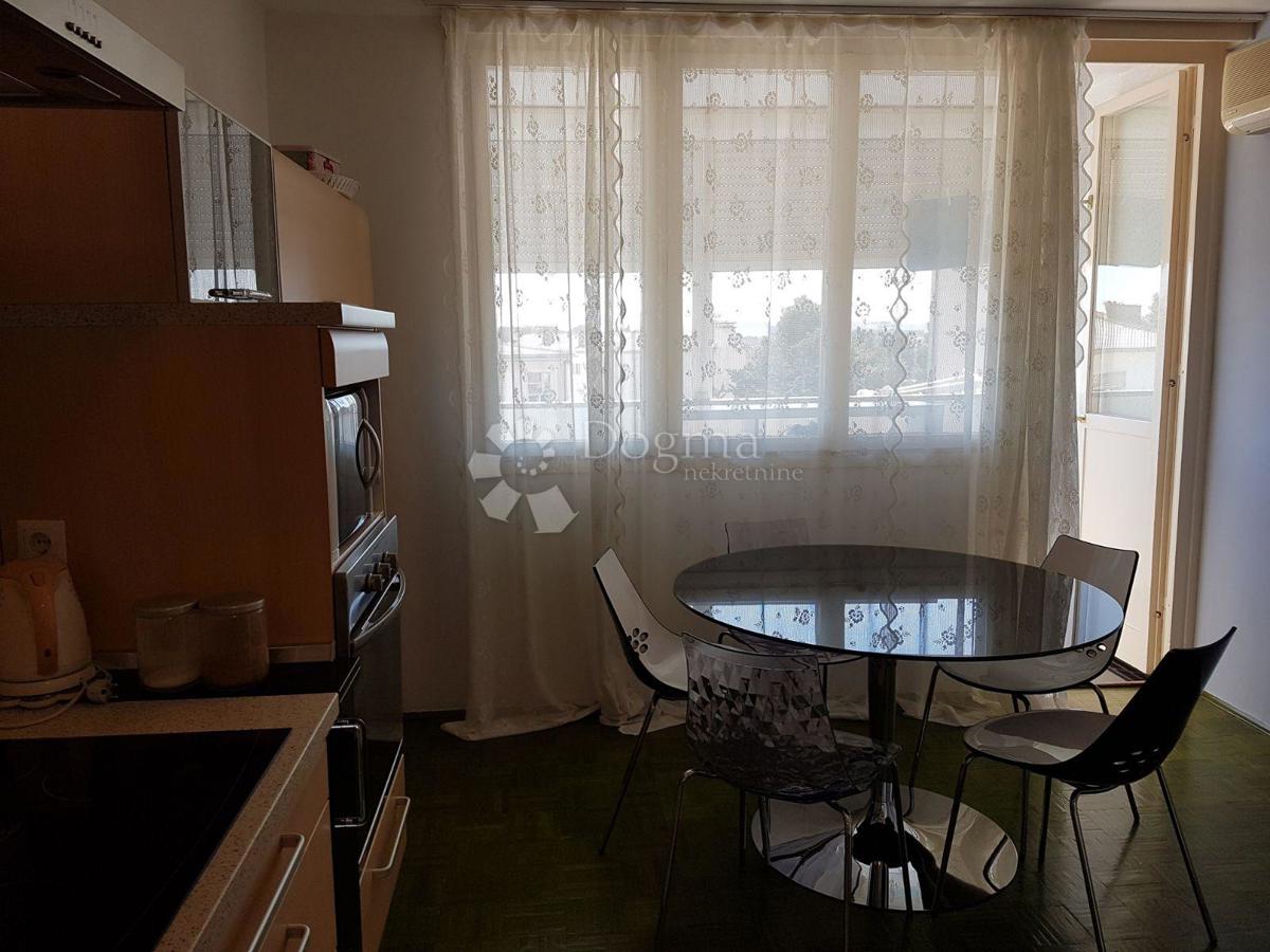 Allogio Voštarnica, Zadar, 72m2