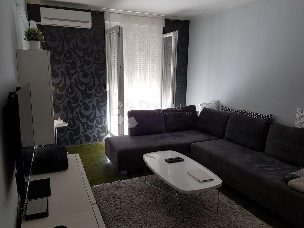 Allogio Voštarnica, Zadar, 72m2