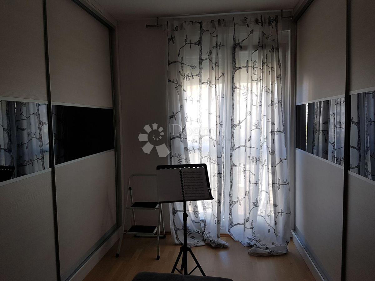 Allogio Voštarnica, Zadar, 72m2