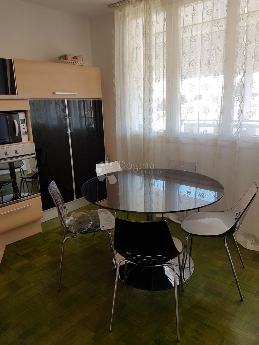 Allogio Voštarnica, Zadar, 72m2