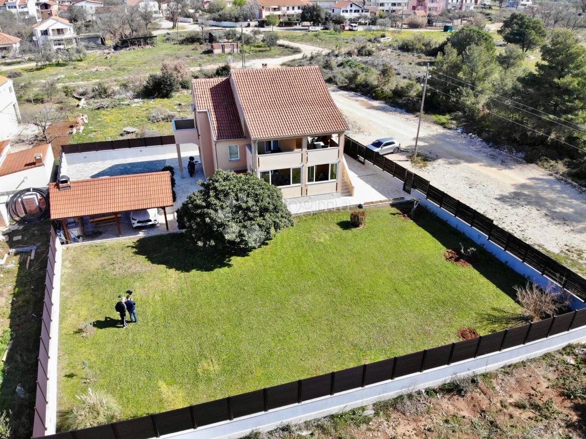 Casa Biograd na Moru, 210m2