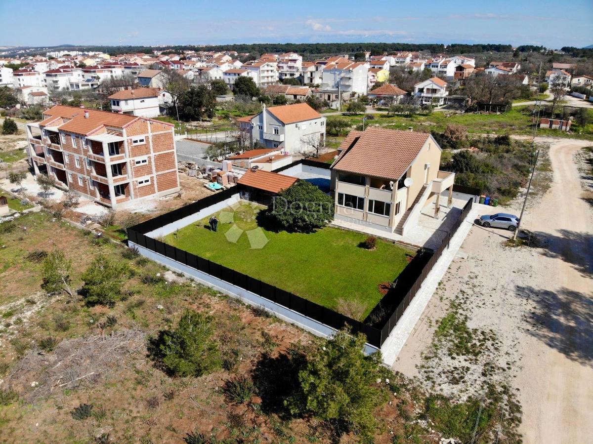 Casa Biograd na Moru, 210m2