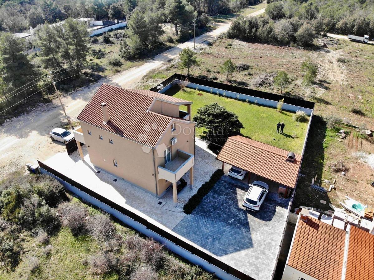 Casa Biograd na Moru, 210m2