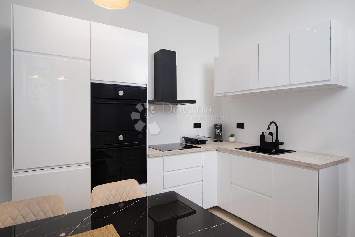 Appartamento completamente ristrutturato con vista sull'Arena!