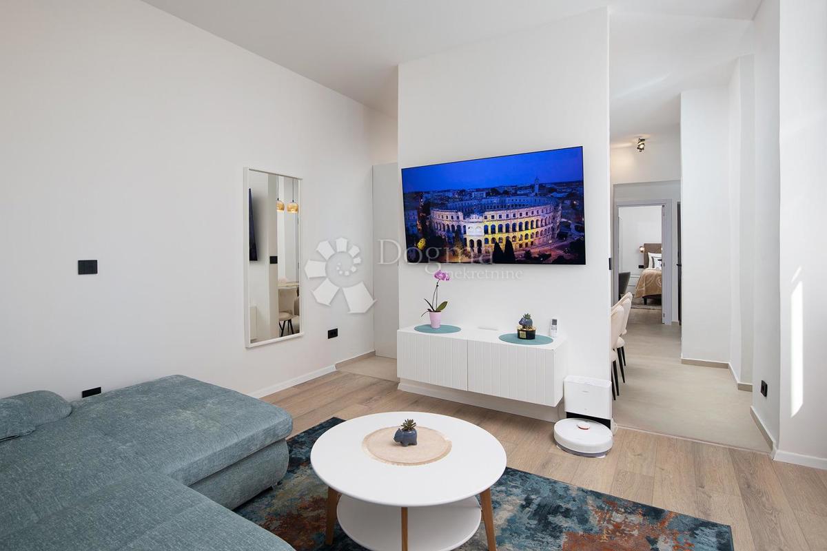 Appartamento completamente ristrutturato con vista sull'Arena!