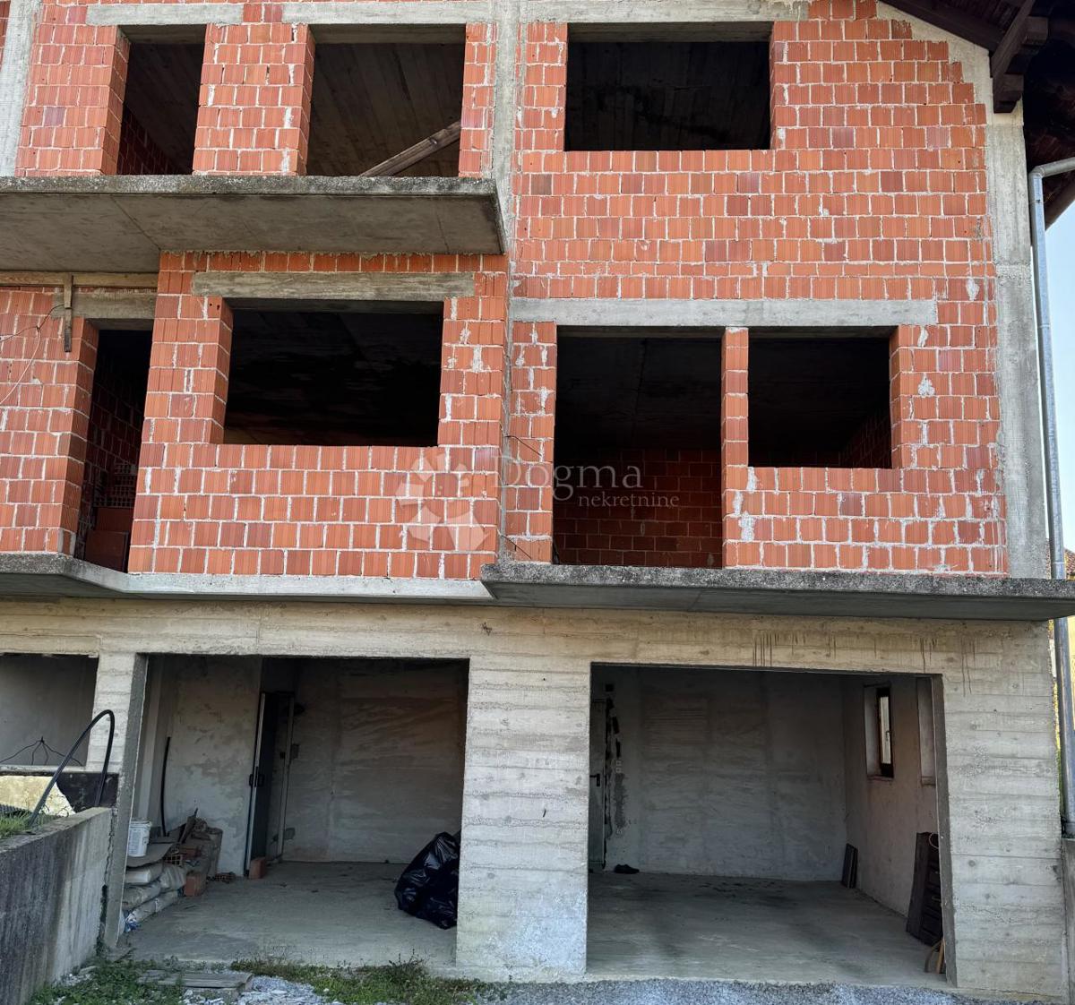 Casa Brckovljani, 337,35m2