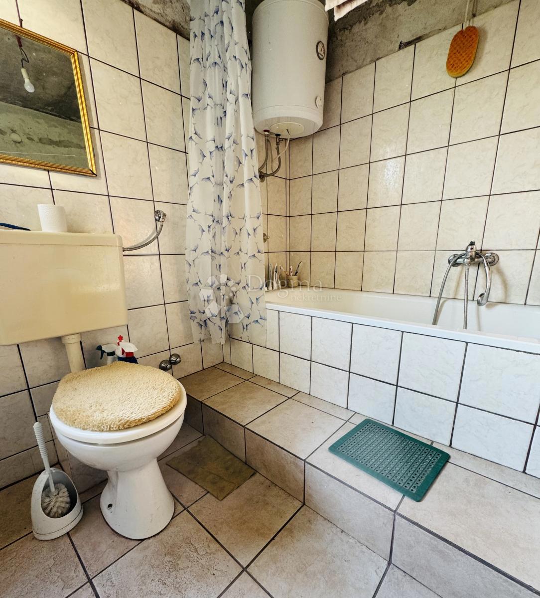 Casa Brckovljani, 337,35m2