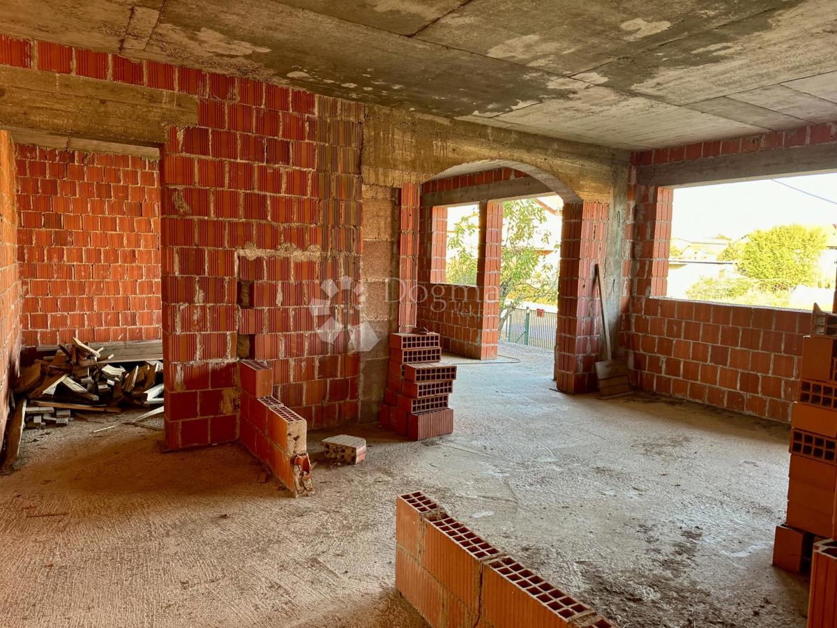 Casa Brckovljani, 337,35m2