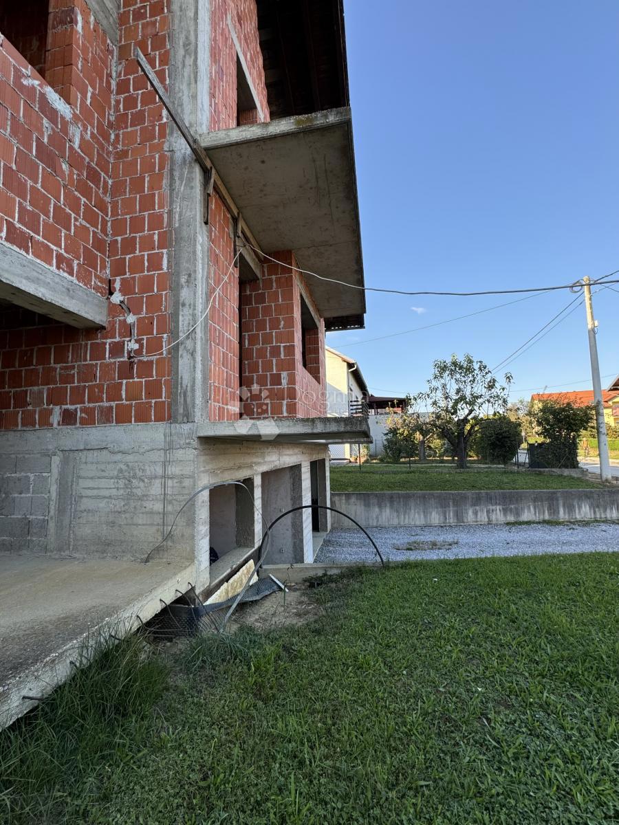 Casa Brckovljani, 337,35m2