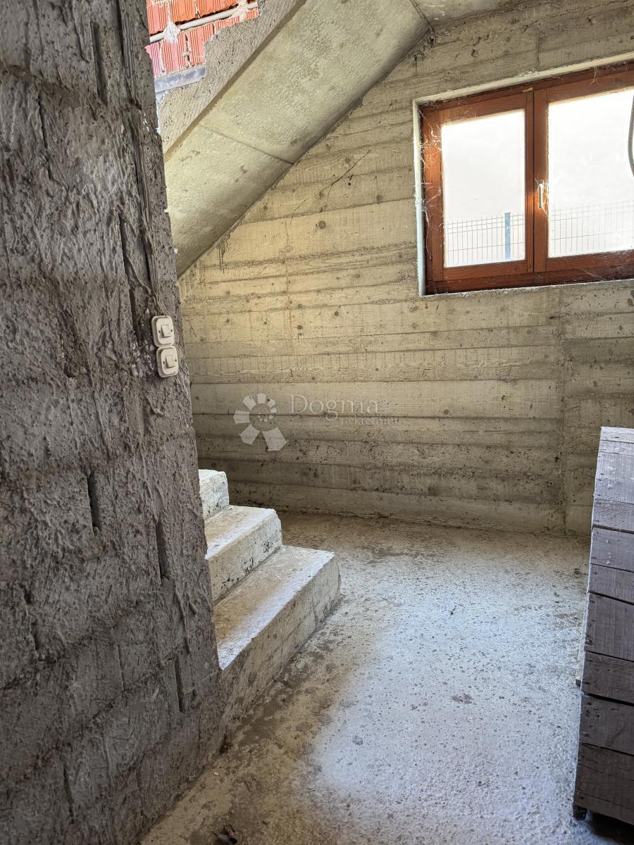 Casa Brckovljani, 337,35m2