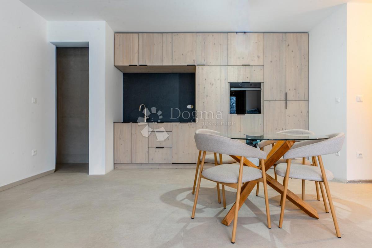 Casa Ravna Gora, 144m2