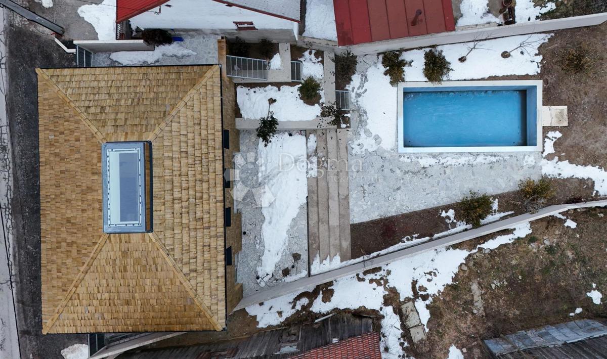 Casa Ravna Gora, 144m2