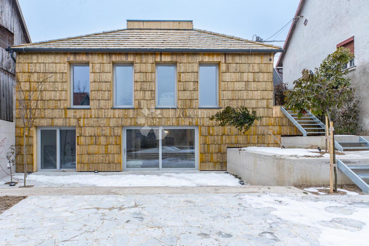 Casa Ravna Gora, 144m2