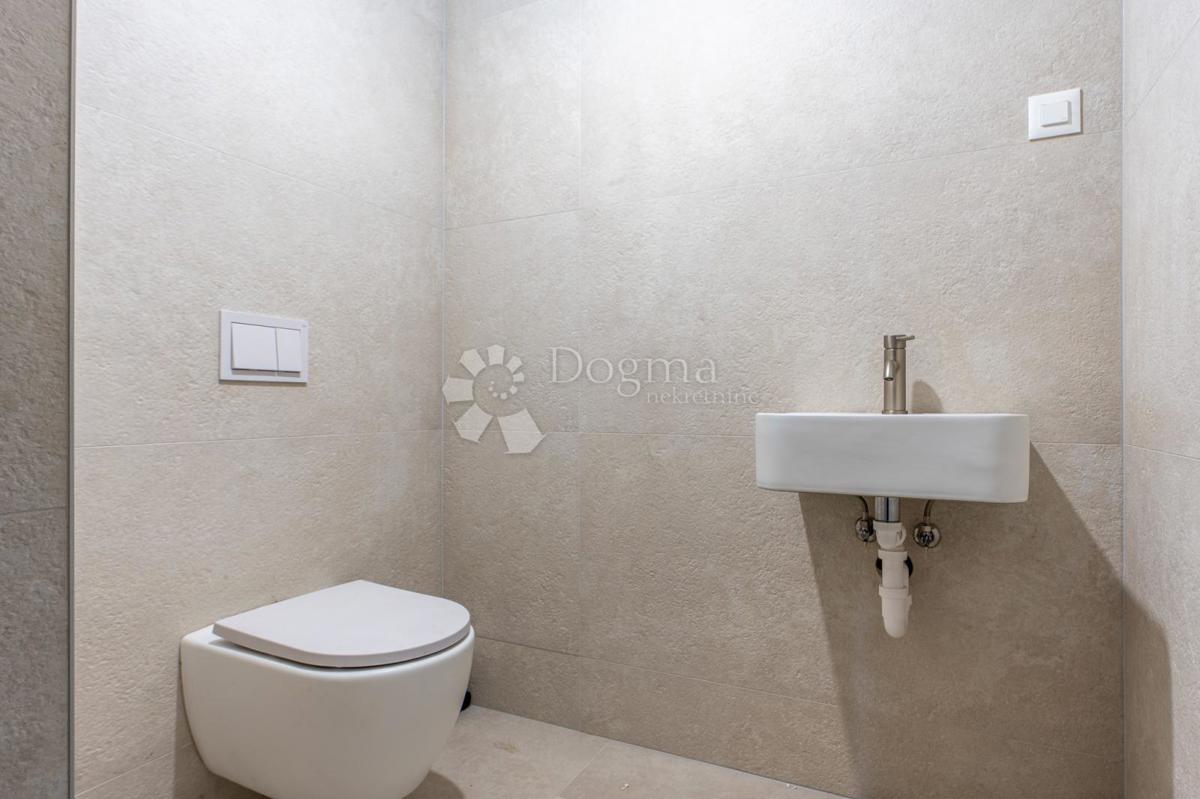 Casa Ravna Gora, 144m2