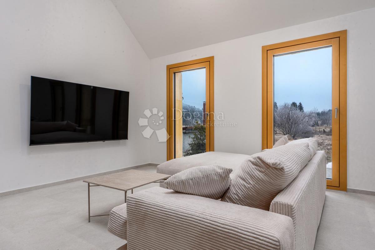 Casa Ravna Gora, 144m2