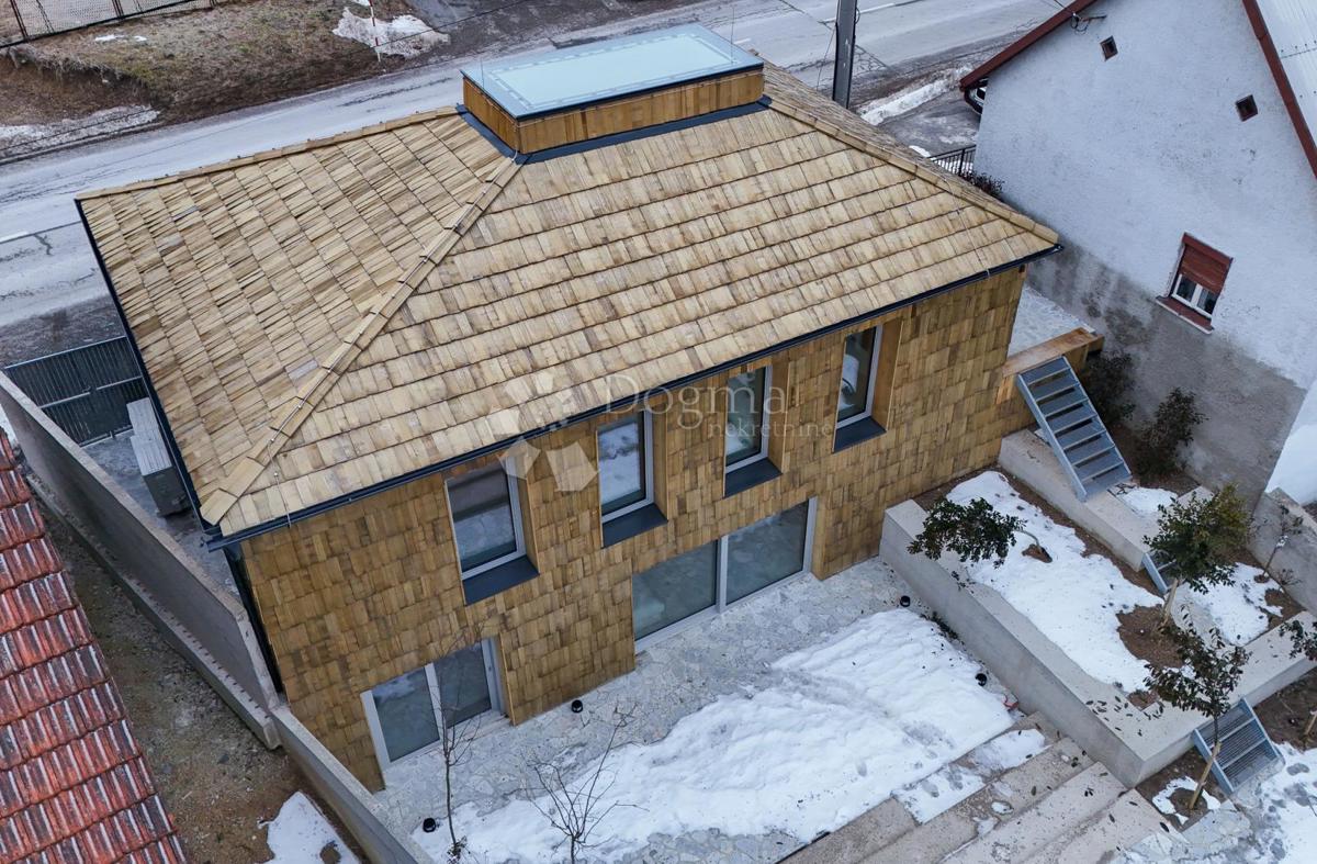 Casa Ravna Gora, 144m2