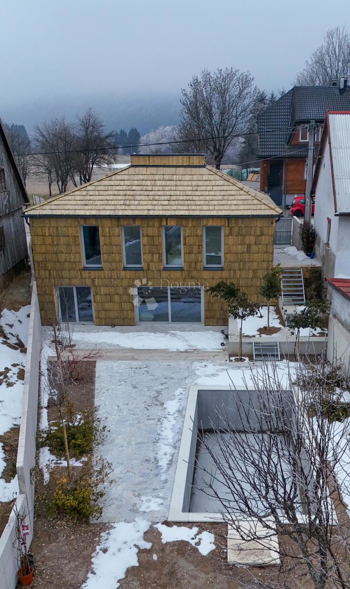 Casa Ravna Gora, 144m2