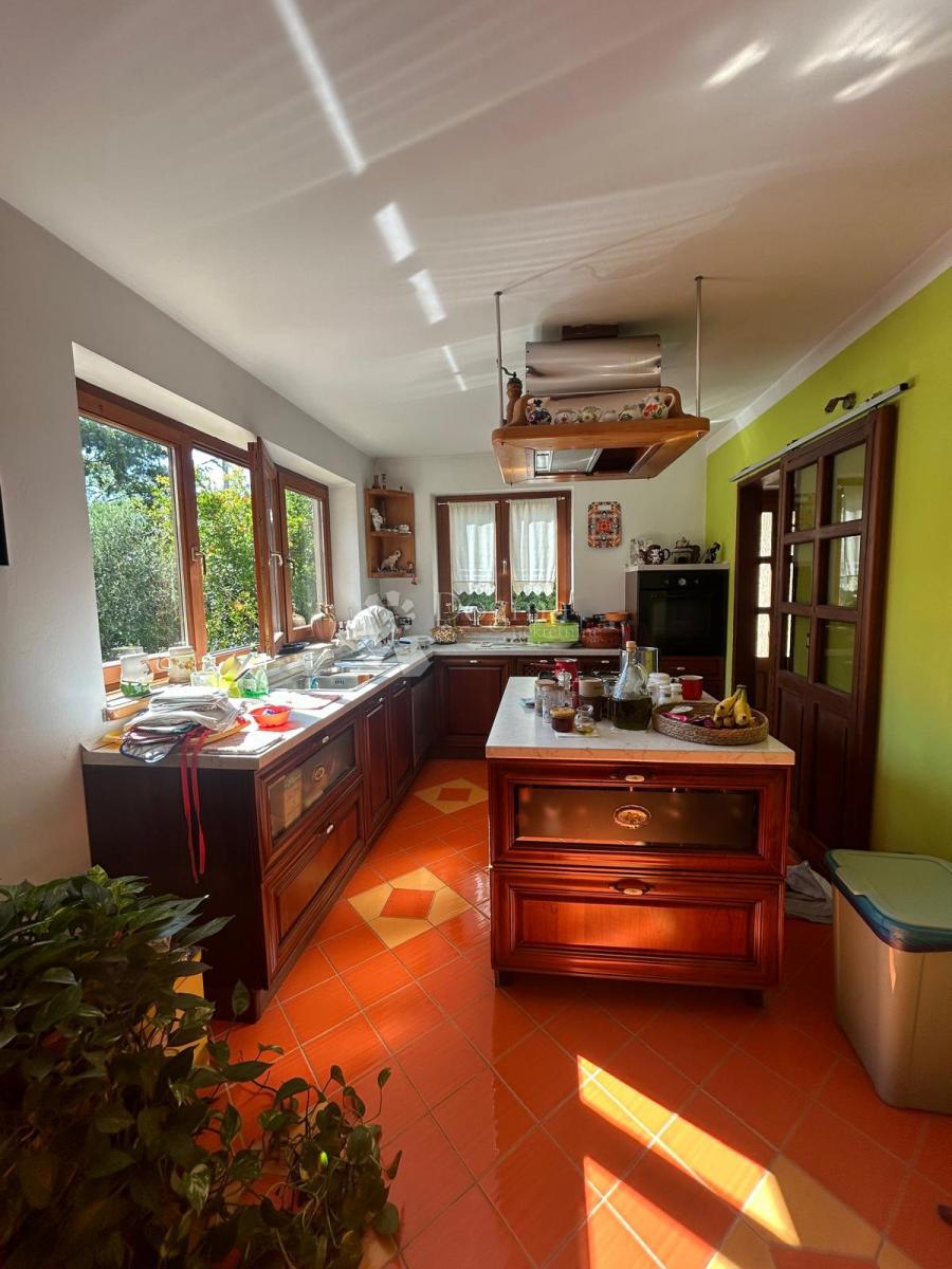 Casa Pomer, Medulin, 285,50m2