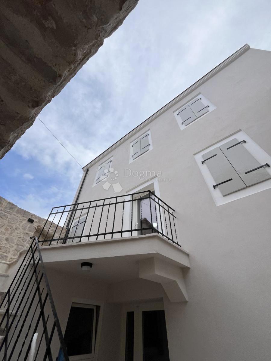 Casa Betina, Tisno, 107m2